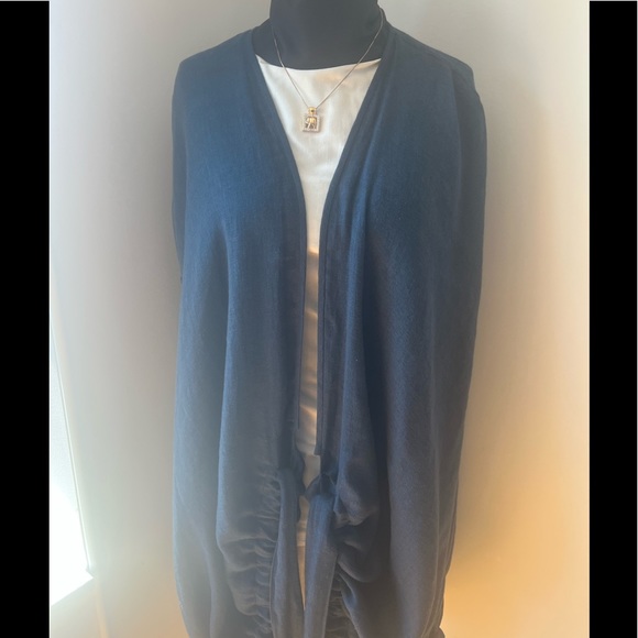 Paula Raia Kimono Vest - Picture 3 of 12